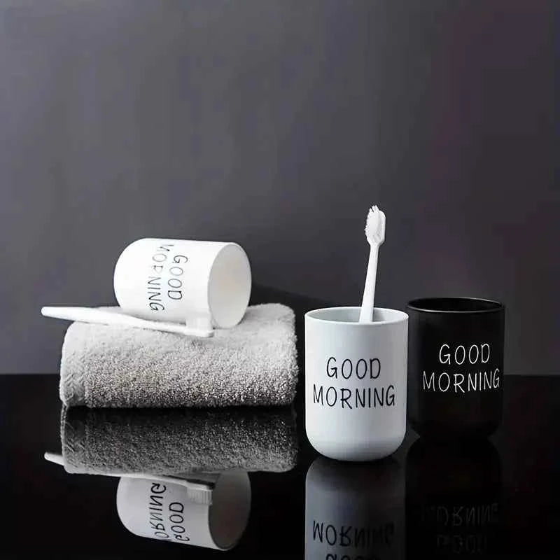 Slogan Graphic Bathroom Tumbler – Plastic Mouthwash & Toothbrush Cup for Couples